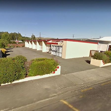 Roadside Motel ワイオウル エクステリア 写真